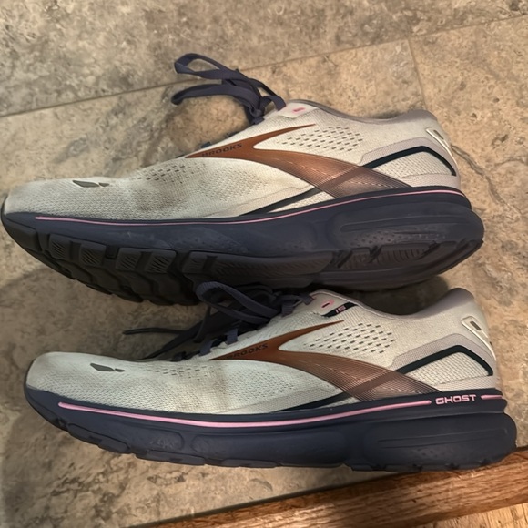 Women's Running Shoes brooks ghost 15 - light blue and Pink size 10 wide - Picture 3 of 6